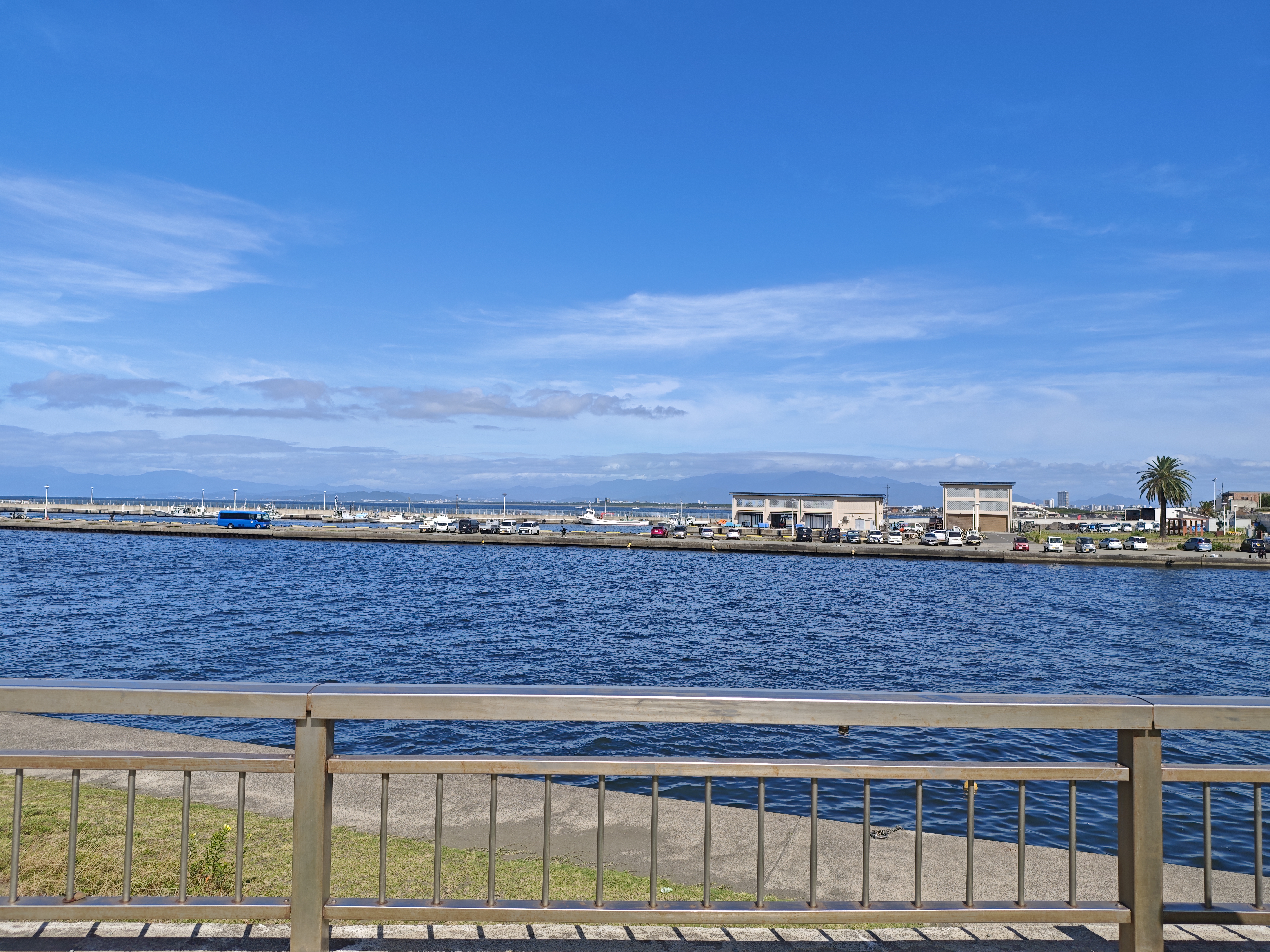 江之岛上看到的的富士山